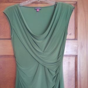 💚Vince Camuto Top💚